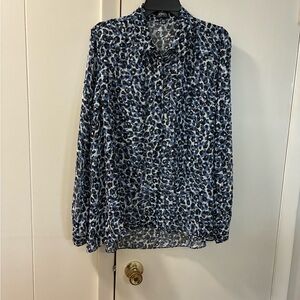 Jones New York Blue and Black Patterned Blouse